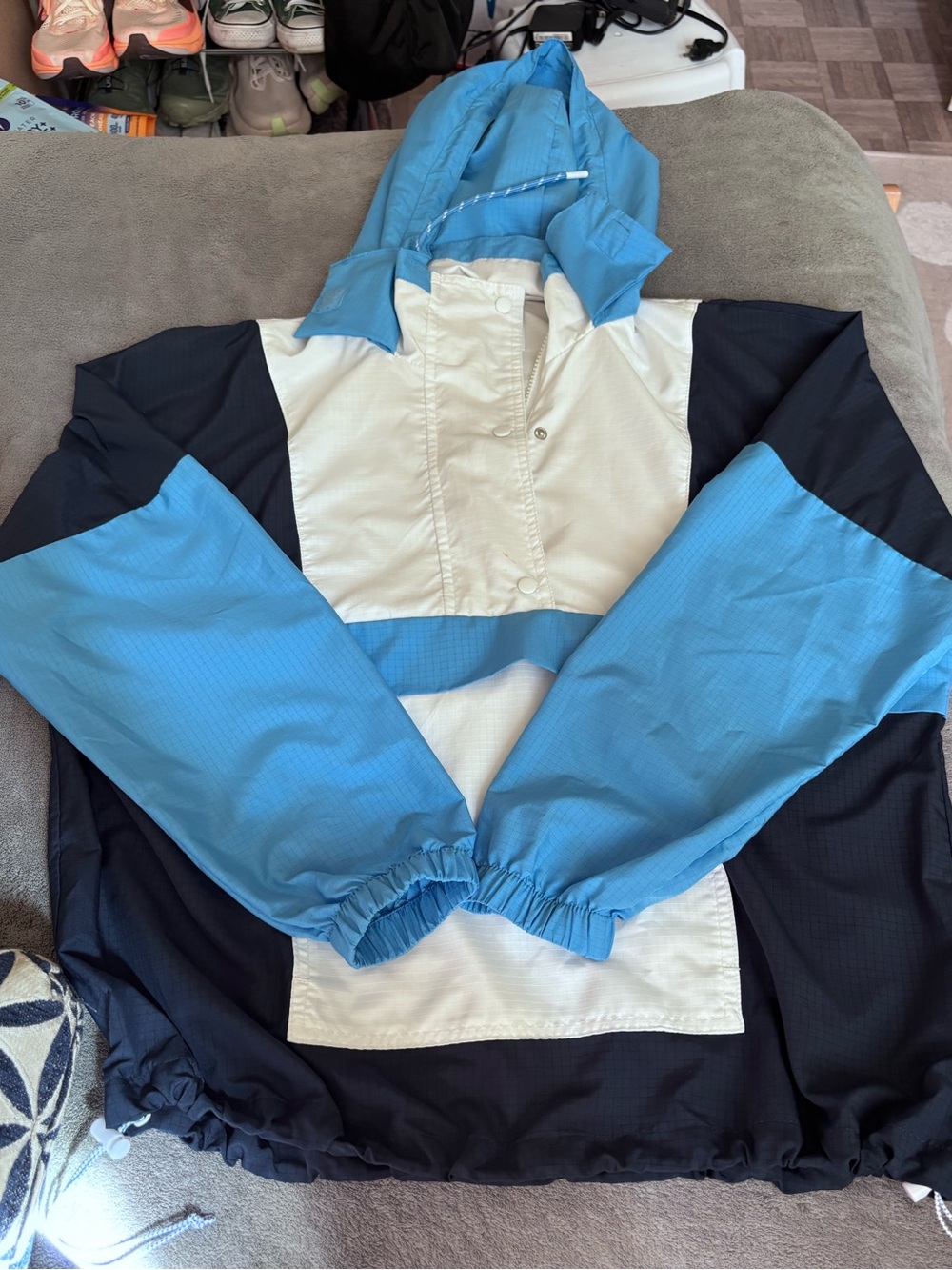 W - S - Joe Fresh Blue & White Windbreaker